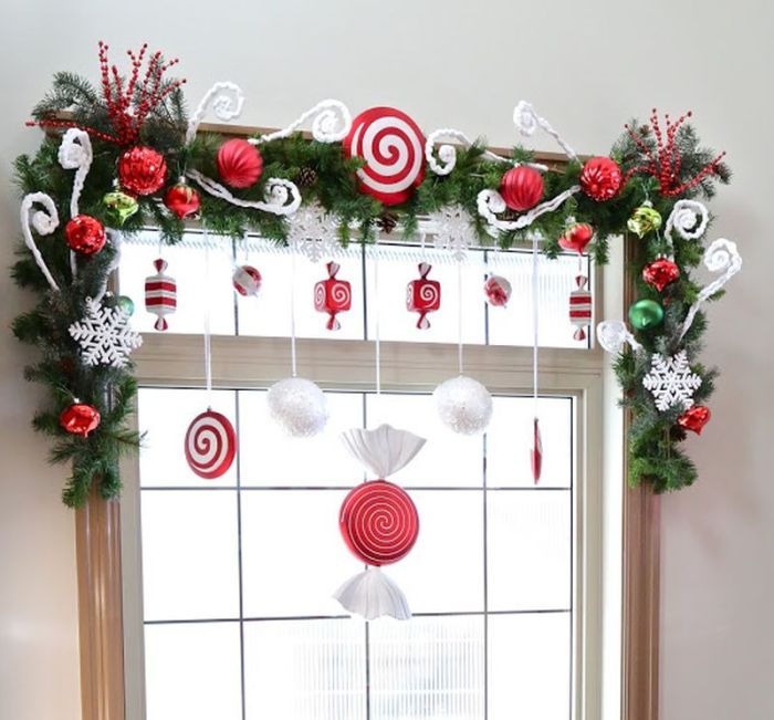 How to decorate windows christmas