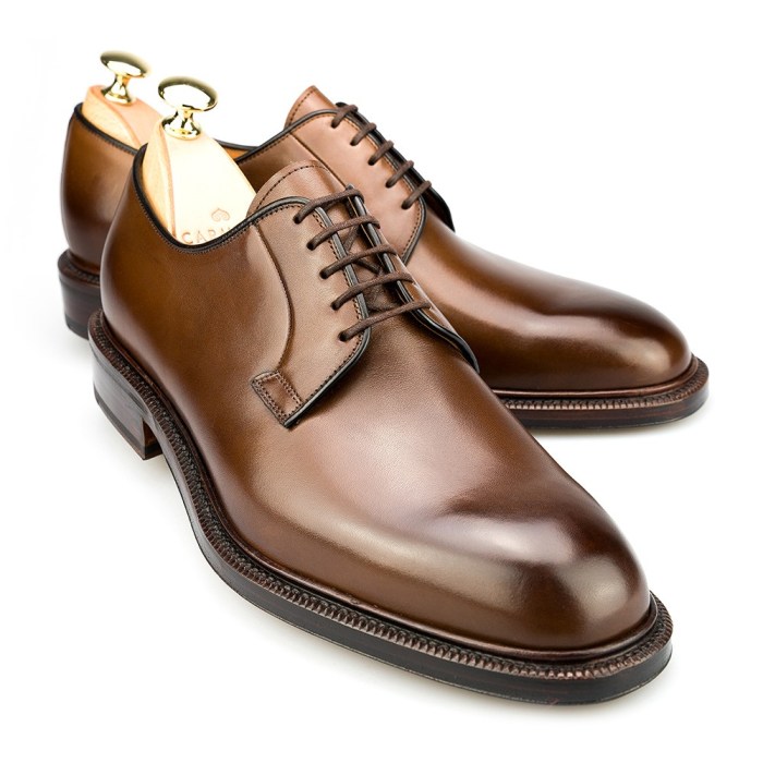 Mens derby dress shoes