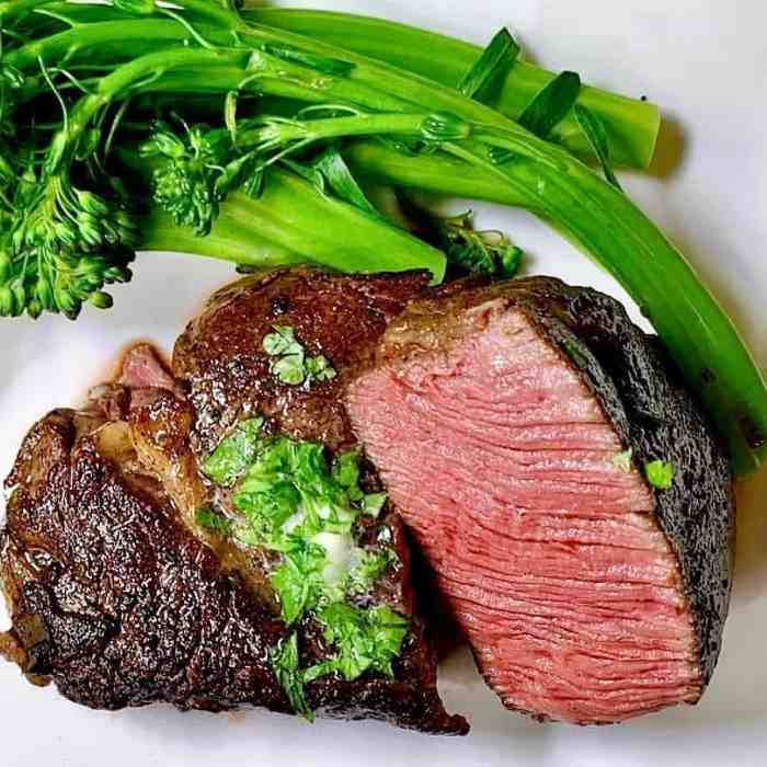 How to cook restaurant style filet mignon